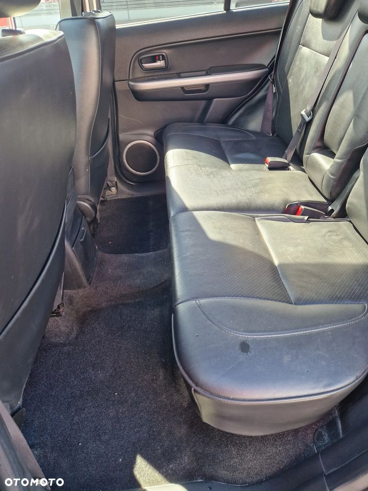 Suzuki Grand Vitara 1.9 DDiS Comfort DPF Limited - 23