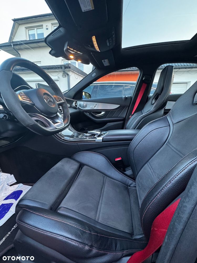 Mercedes-Benz Klasa C AMG 43 4Matic 9G-TRONIC - 25