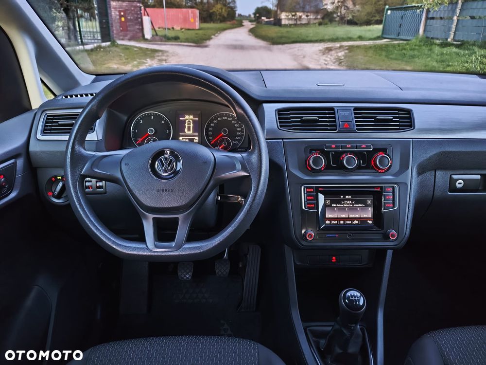Volkswagen Caddy Maxi 2.0 TDI Comfortline - 24
