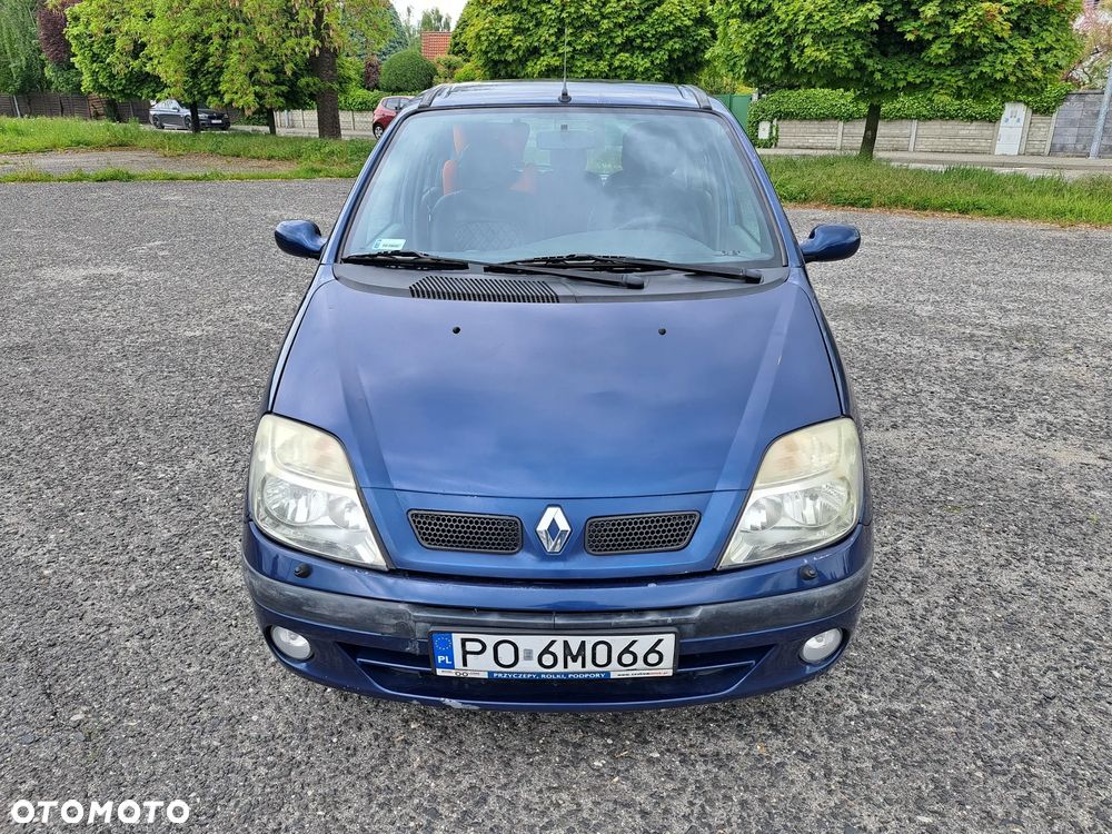 Renault Scenic - 1