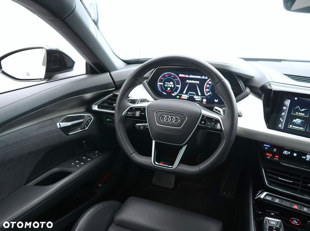 Audi RS e-tron GT - 25