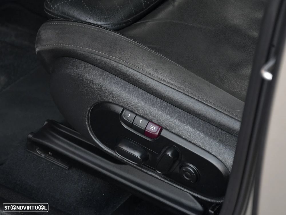 MINI Countryman Cooper SE ALL4 Auto - 9