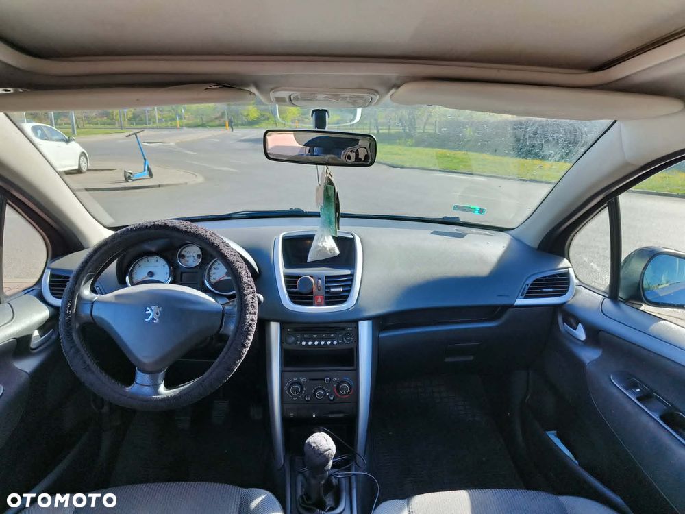 Peugeot 207 1.4 Trendy - 4