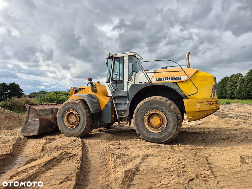 Liebherr 564 Rok 2002 - 1