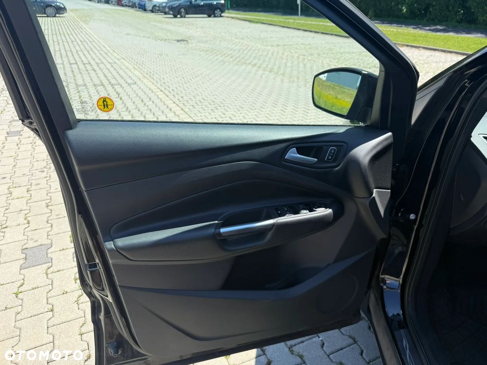 Ford Kuga 1.5 EcoBoost FWD Titanium ASS GPF - 7
