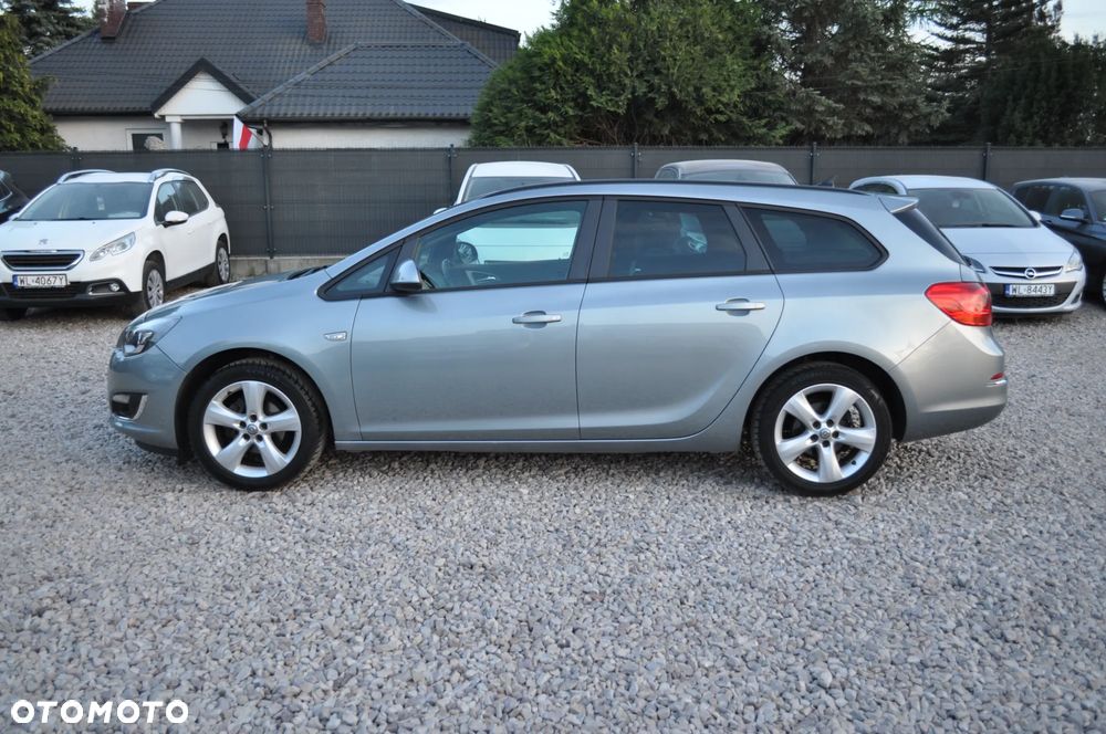 Opel Astra 1.4 Turbo Design Edition - 12