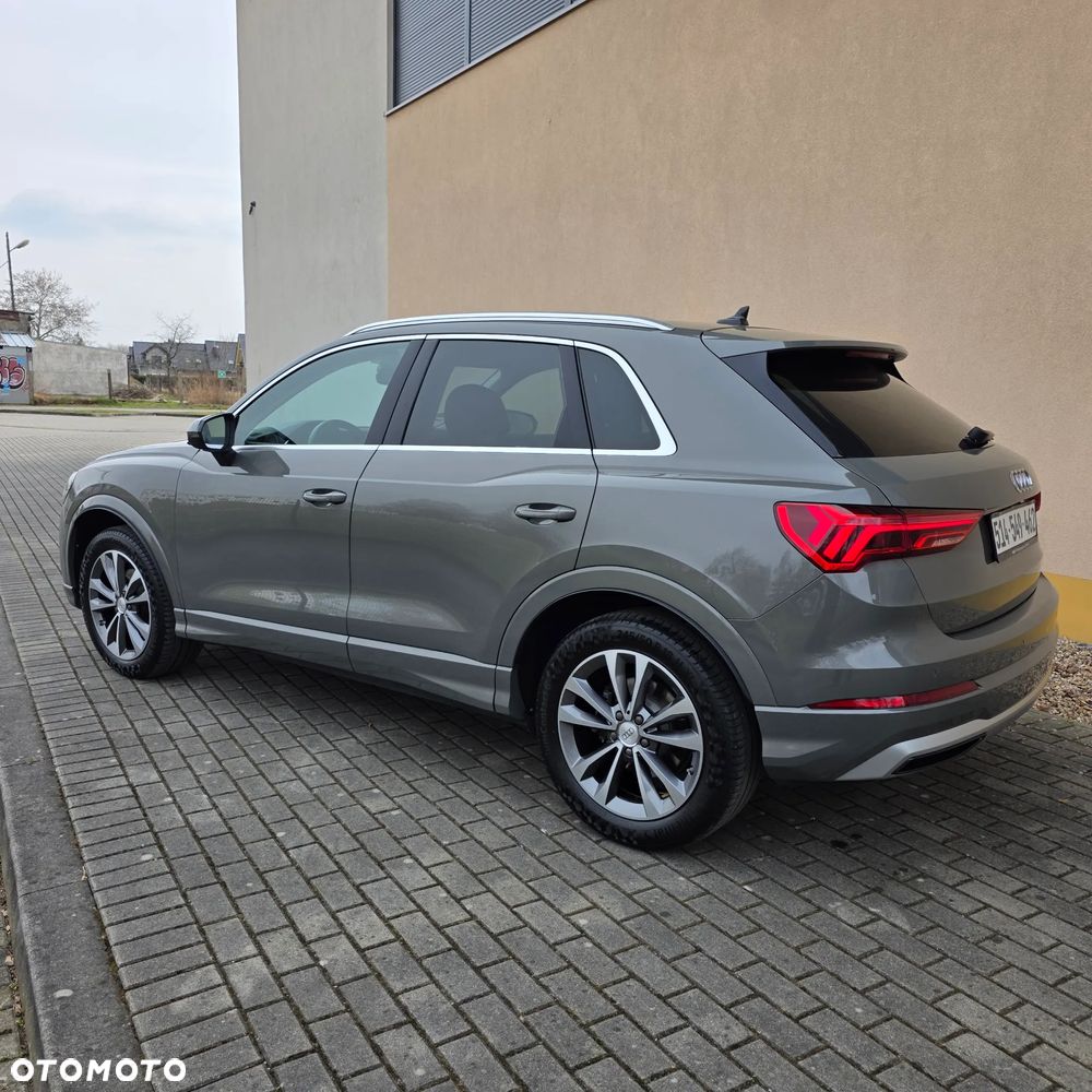 Audi Q3 35 TFSI S line - 16