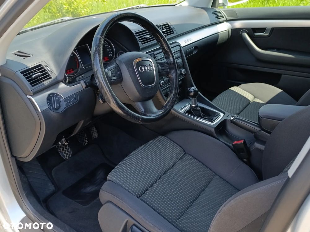 Audi A4 Avant 1.8 T quattro - 11