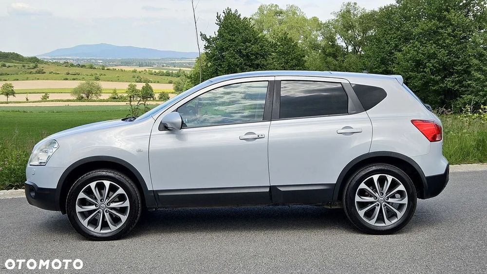 Nissan Qashqai 2.0 4x4 Tekna - 5