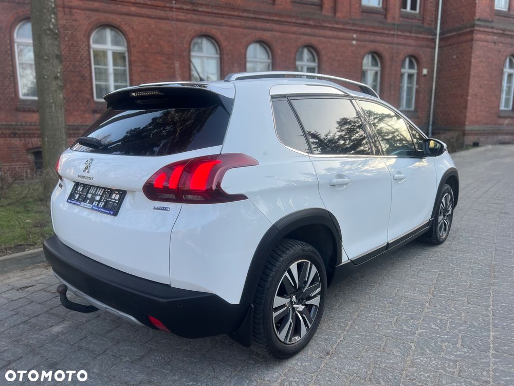 Peugeot 2008 1.6 BlueHDi Allure - 18