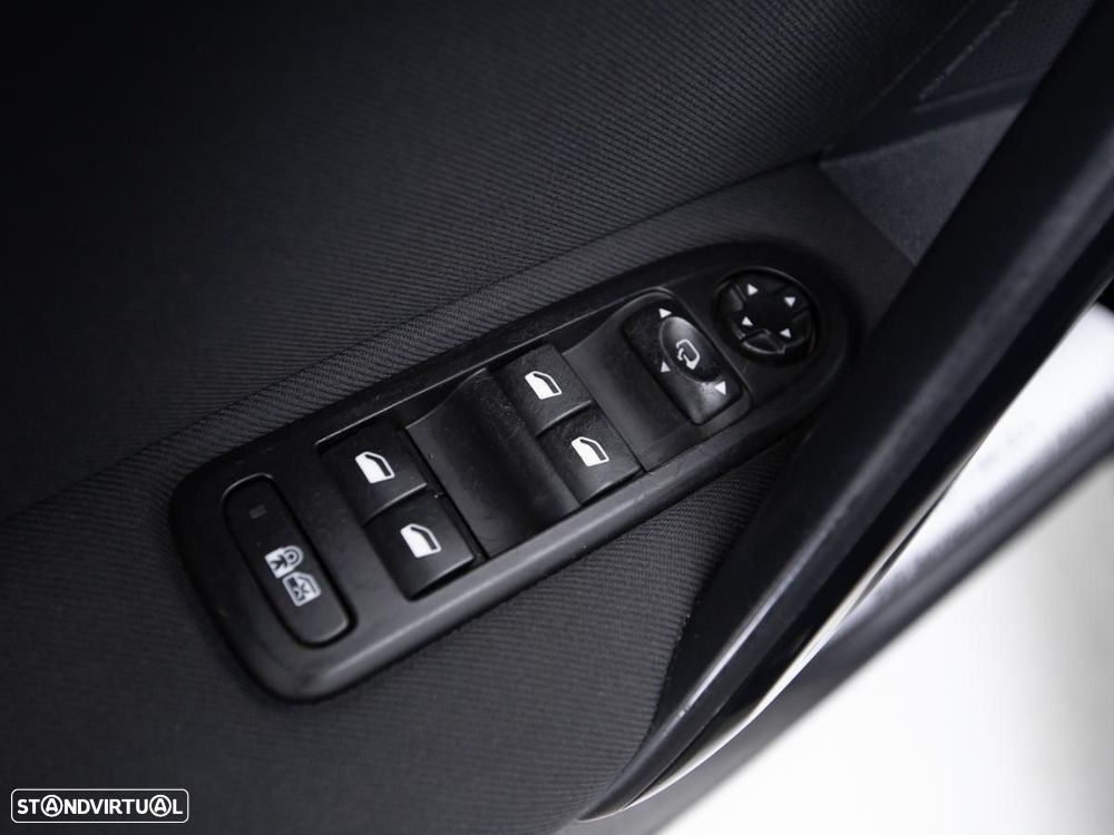 Peugeot 508 SW - 12
