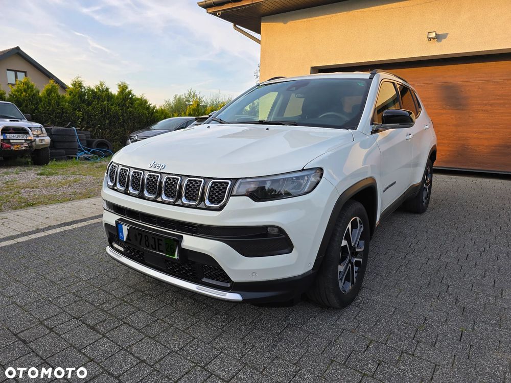 Jeep Compass - 1