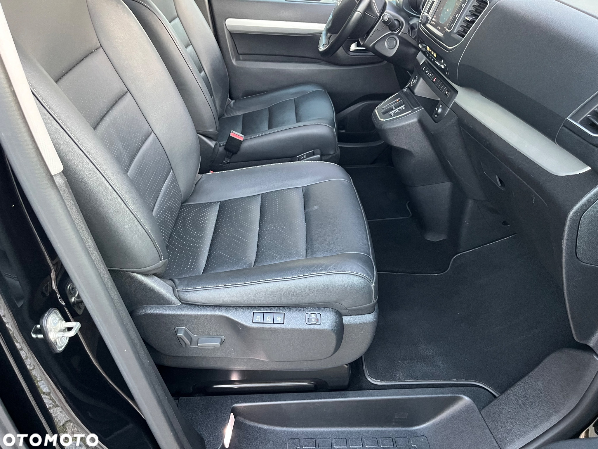 Citroën SpaceTourer e-Spacetourer M (50 kWh) Business Lounge - 16