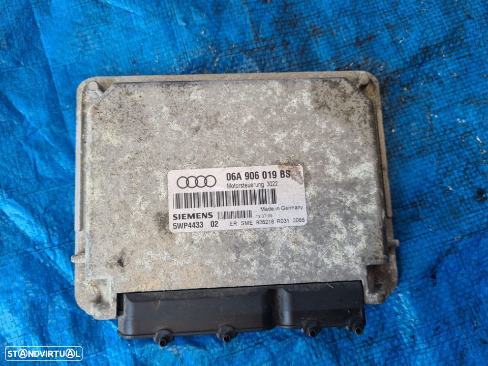 CENTRALINA ECU MOTOR AUDI A3 8L 1.6i 8V 102CV AKL AEH 06A906019 06A906019BS 5WP443302 AKL AEH - 1