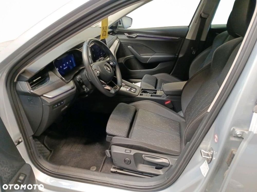 Skoda Octavia 2.0 TDI Style DSG - 6