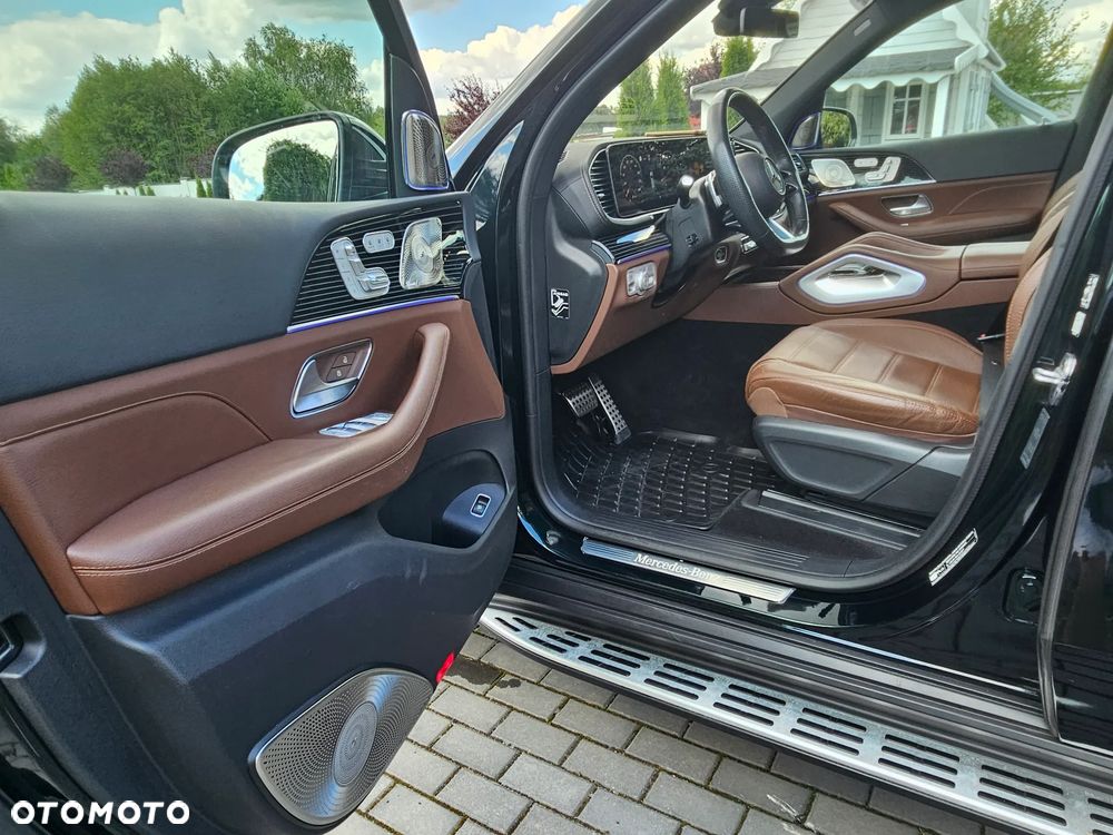 Mercedes-Benz GLS - 15