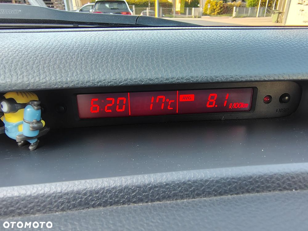 Suzuki Swift 1.6 Sport - 16