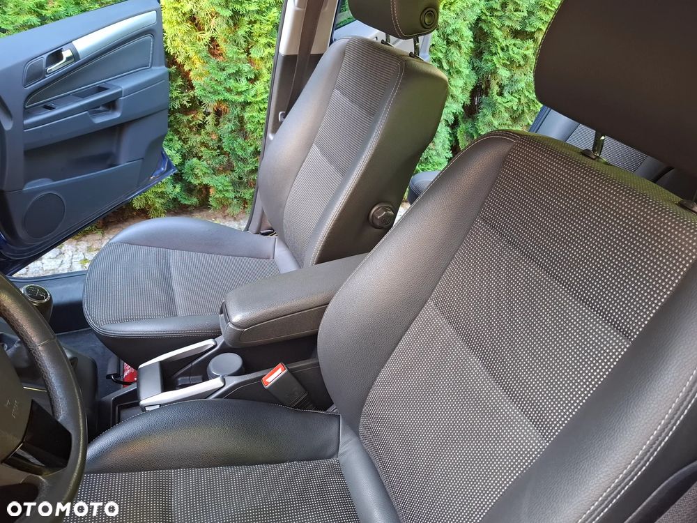 Opel Zafira 1.8 - 15