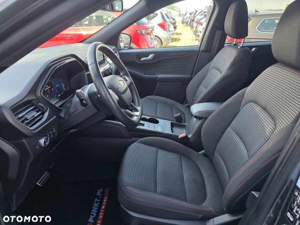 Ford Kuga - 12
