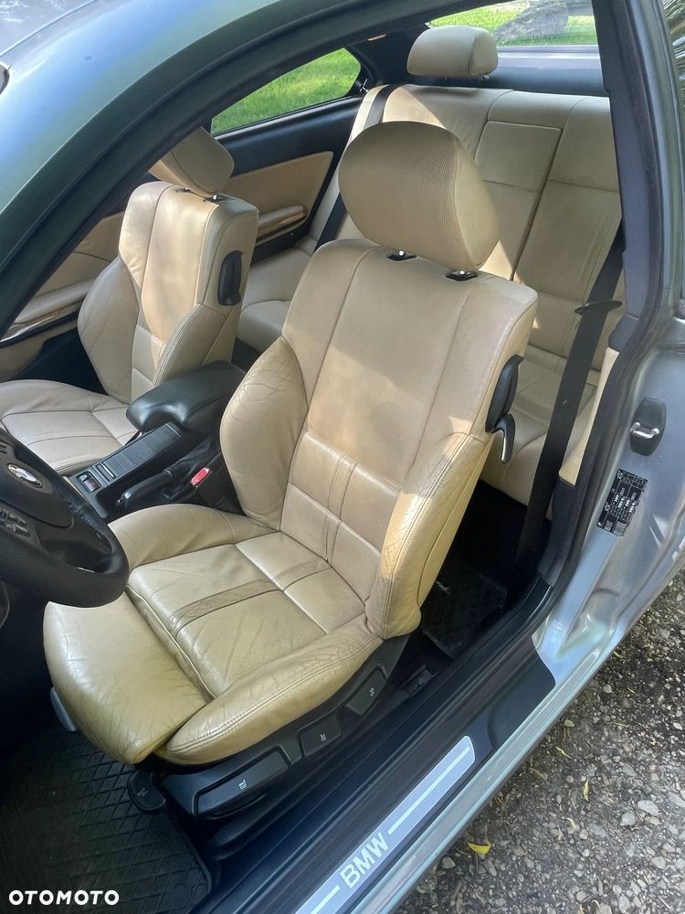 BMW Seria 3 318Ci - 12