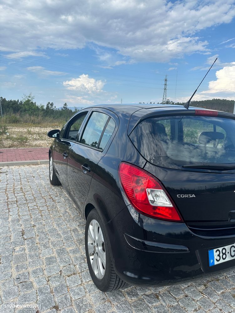 Opel Corsa 1.2 Enjoy - 2