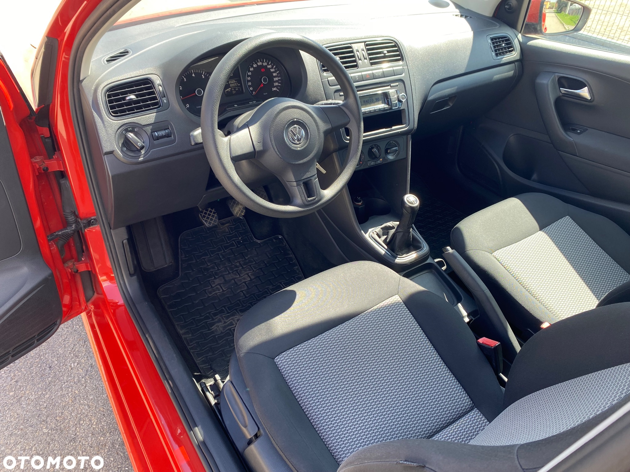 Volkswagen Polo - 9