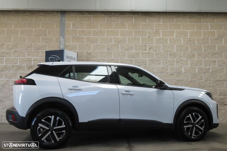 Peugeot 2008 1.2 PureTech Active Pack - 4