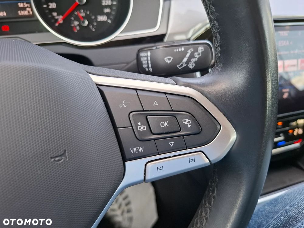 Volkswagen Passat Variant 2.0 TDI EVO Business - 18