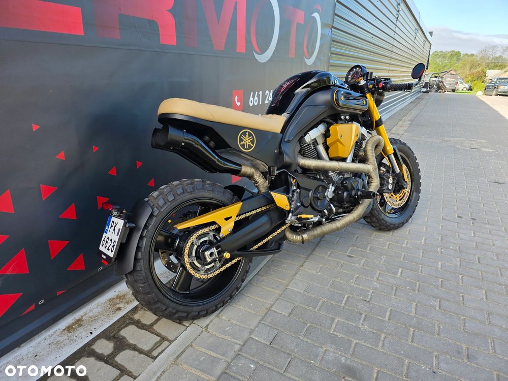 Yamaha MT - 6