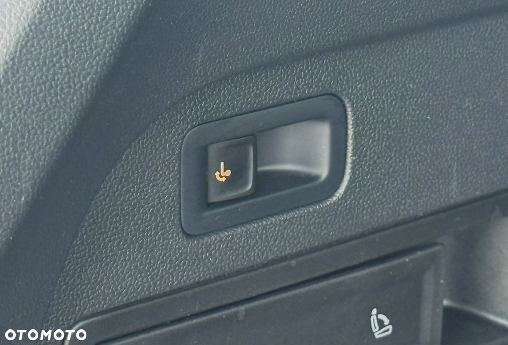 Volkswagen Tiguan Allspace - 21