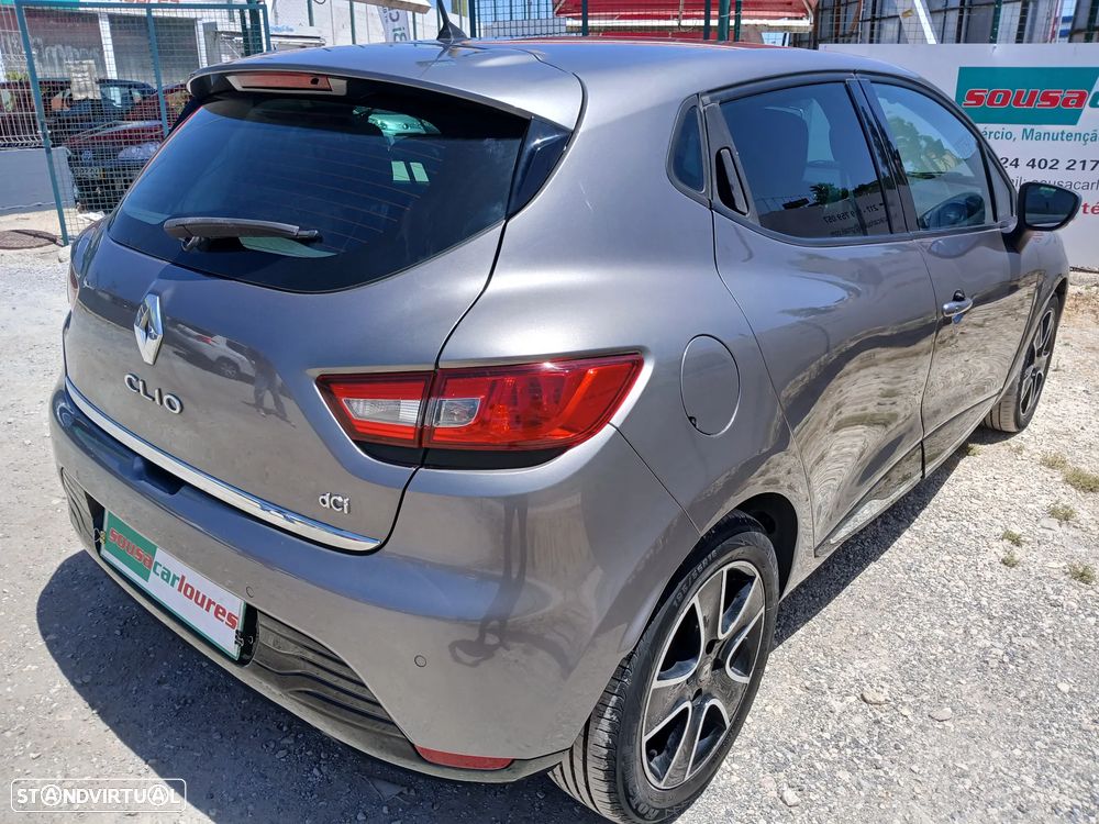 Renault Clio 1.5 dCi Dynamique S - 8