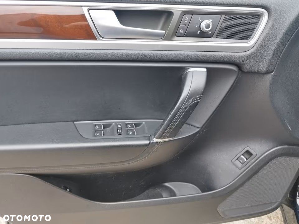 Volkswagen Touareg 3.0 Automatik Exclusive - 12