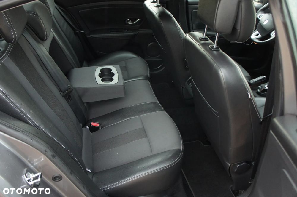 Renault Fluence 2.0 16V 140 Dynamique - 14