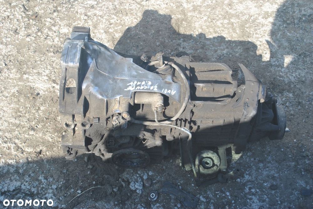 SKRZYNIA MANUALNA BIEGÓW AUDI 80 B4 COUPE 2.0 16V AXG - 2
