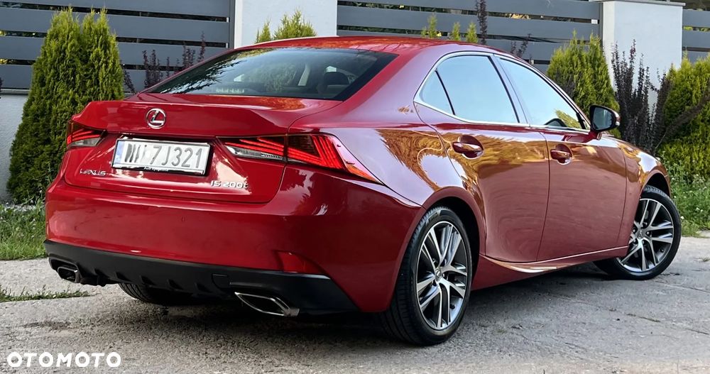 Lexus IS 200t F Sport - 4