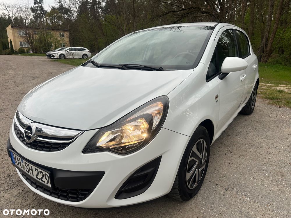 Opel Corsa 1.2 16V Cosmo - 1
