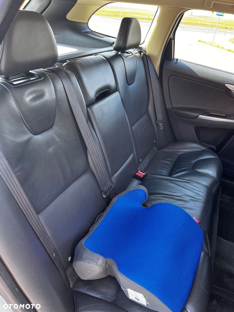 Volvo XC 60 D3 Summum - 9