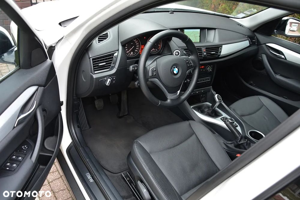 BMW X1 sDrive16d Sport Line - 21