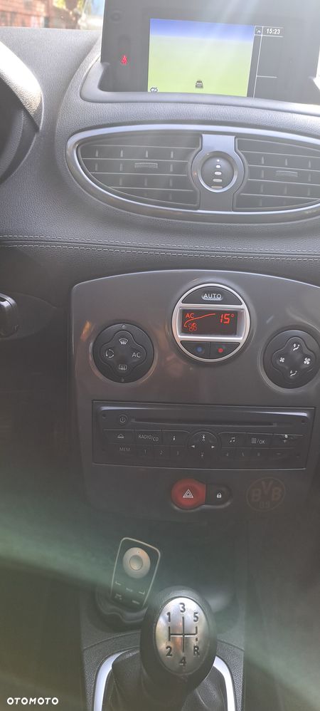 Renault Clio - 18