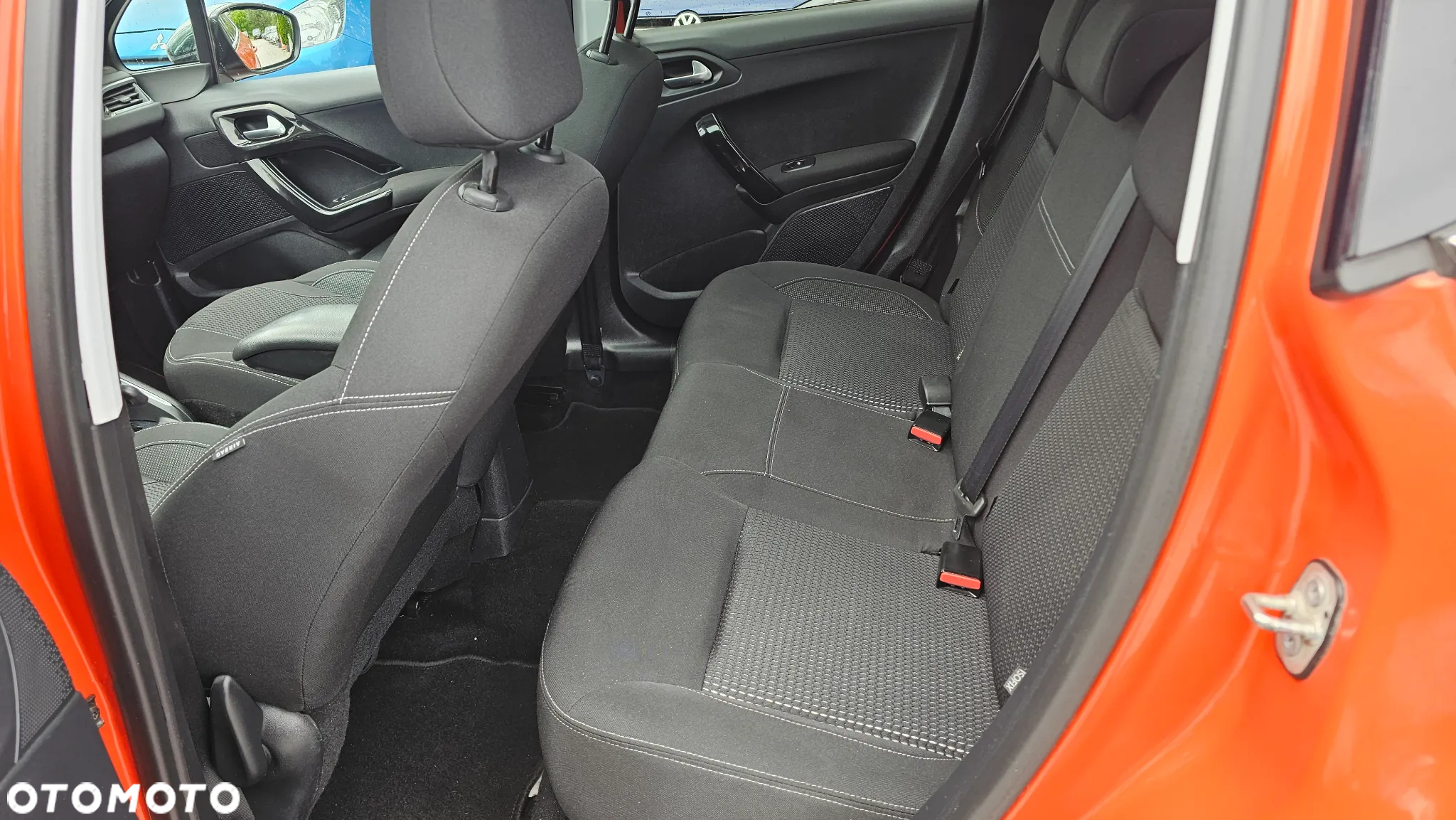 Peugeot 208 1.2 PureTech Allure S&S EAT6 - 15