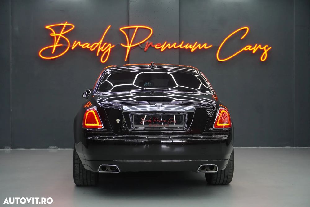 Rolls-Royce Ghost - 7