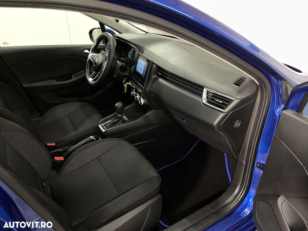 Renault Clio E-TECH 140 BUSINESS EDITION - 9