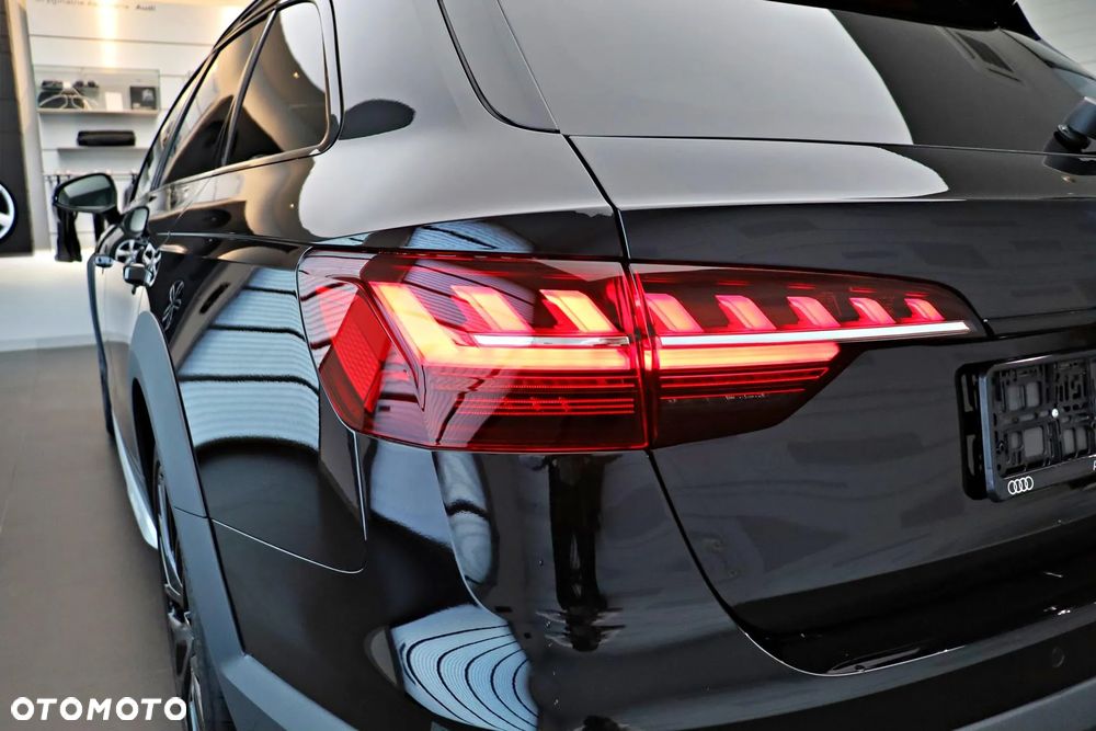 Audi A4 Allroad - 10