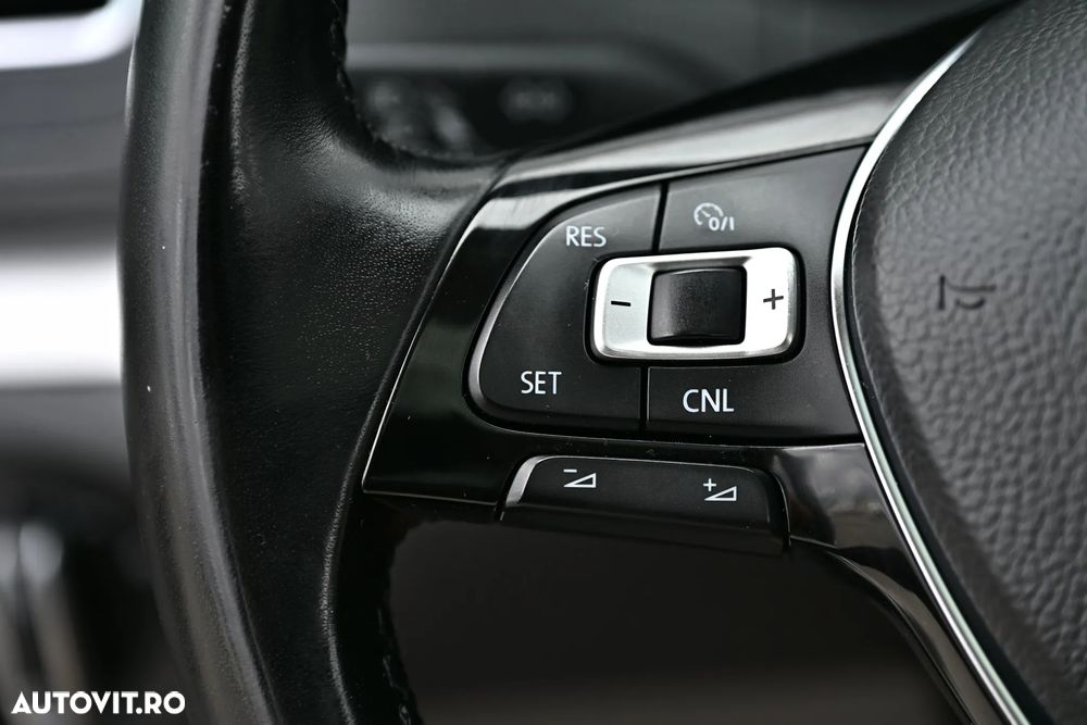 Volkswagen Sharan - 22