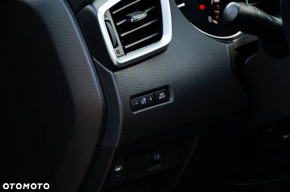 Nissan Qashqai 1.2 DIG-T Tekna+ - 38