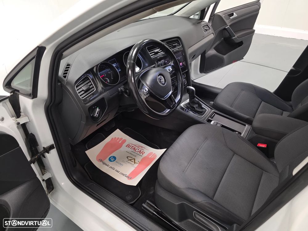 VW e-Golf AC/DC - 27