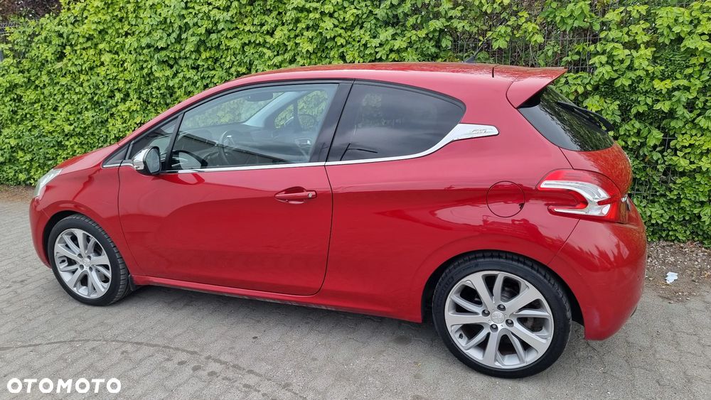 Peugeot 208 1.6 THP Allure - 22