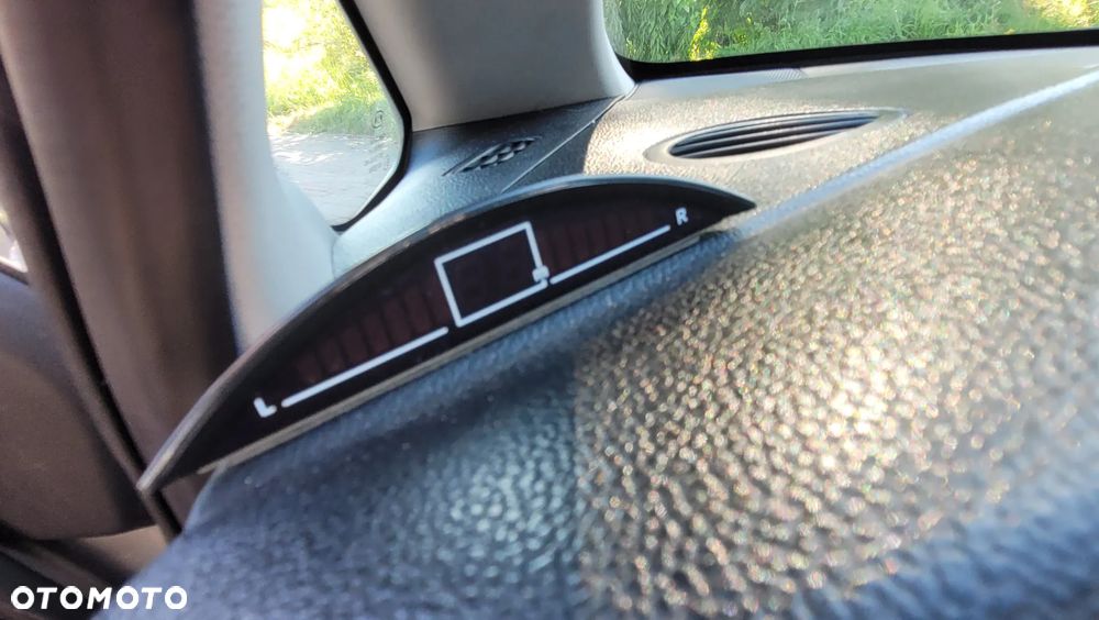 Kia Ceed - 10