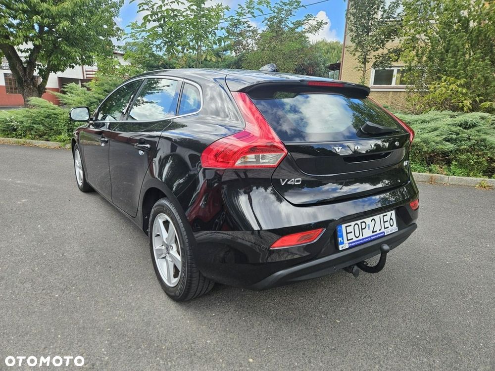 Volvo V40 D2 Momentum - 3