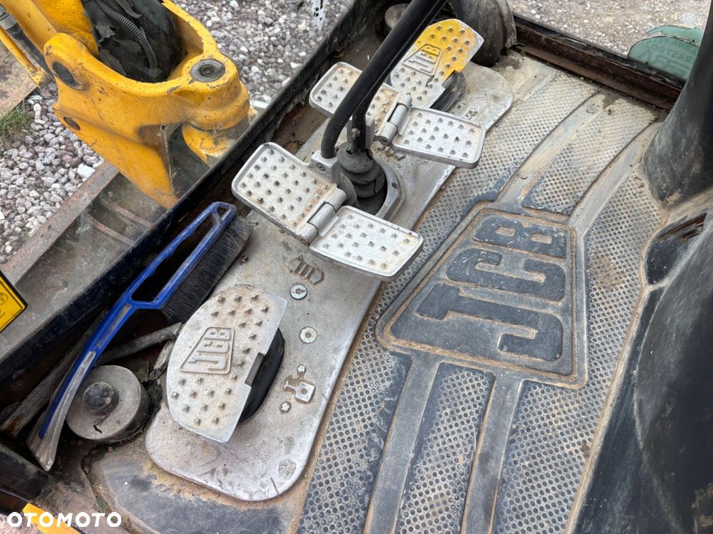 JCB 8018 - 14